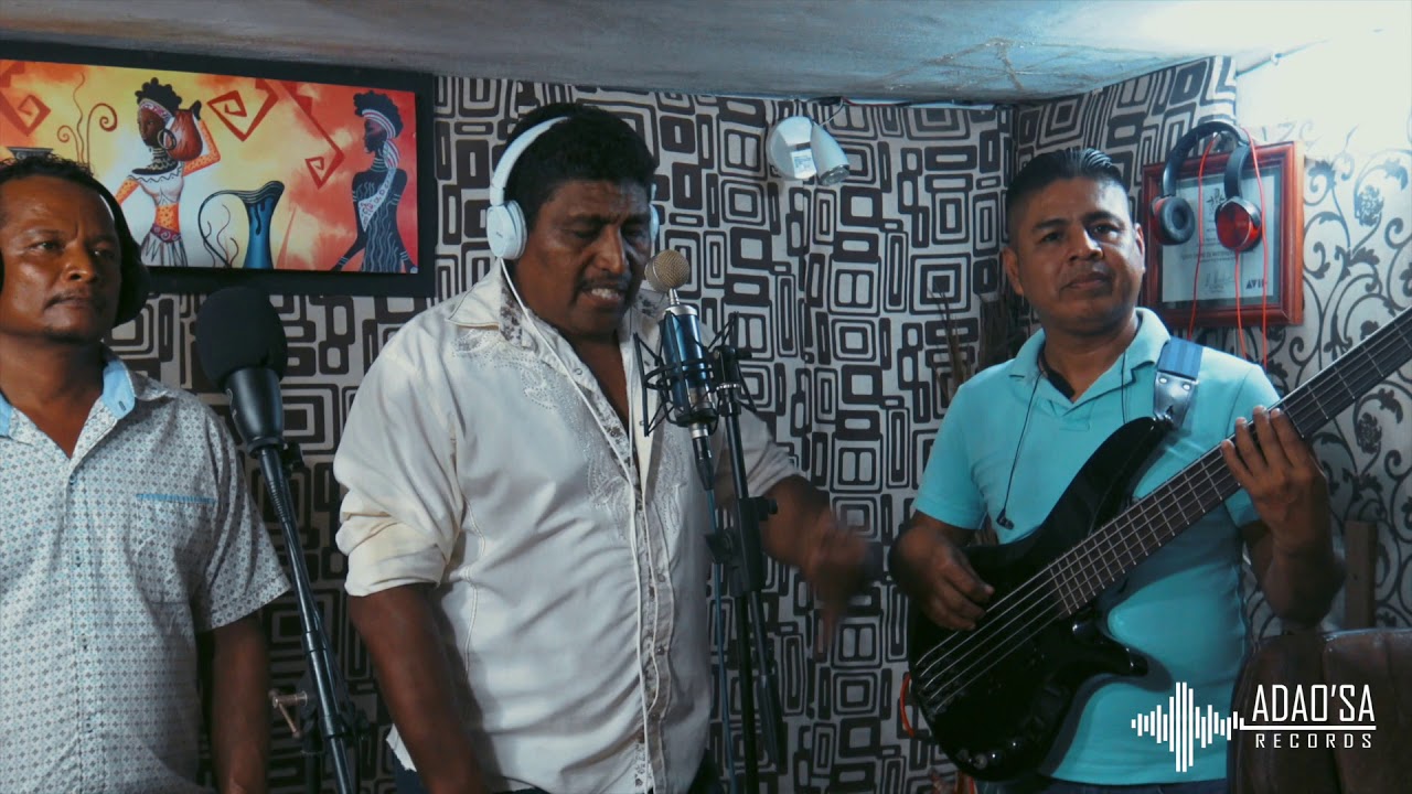 RAZA COSTEÑA LA GALLINITA-MELITON CHEGUE