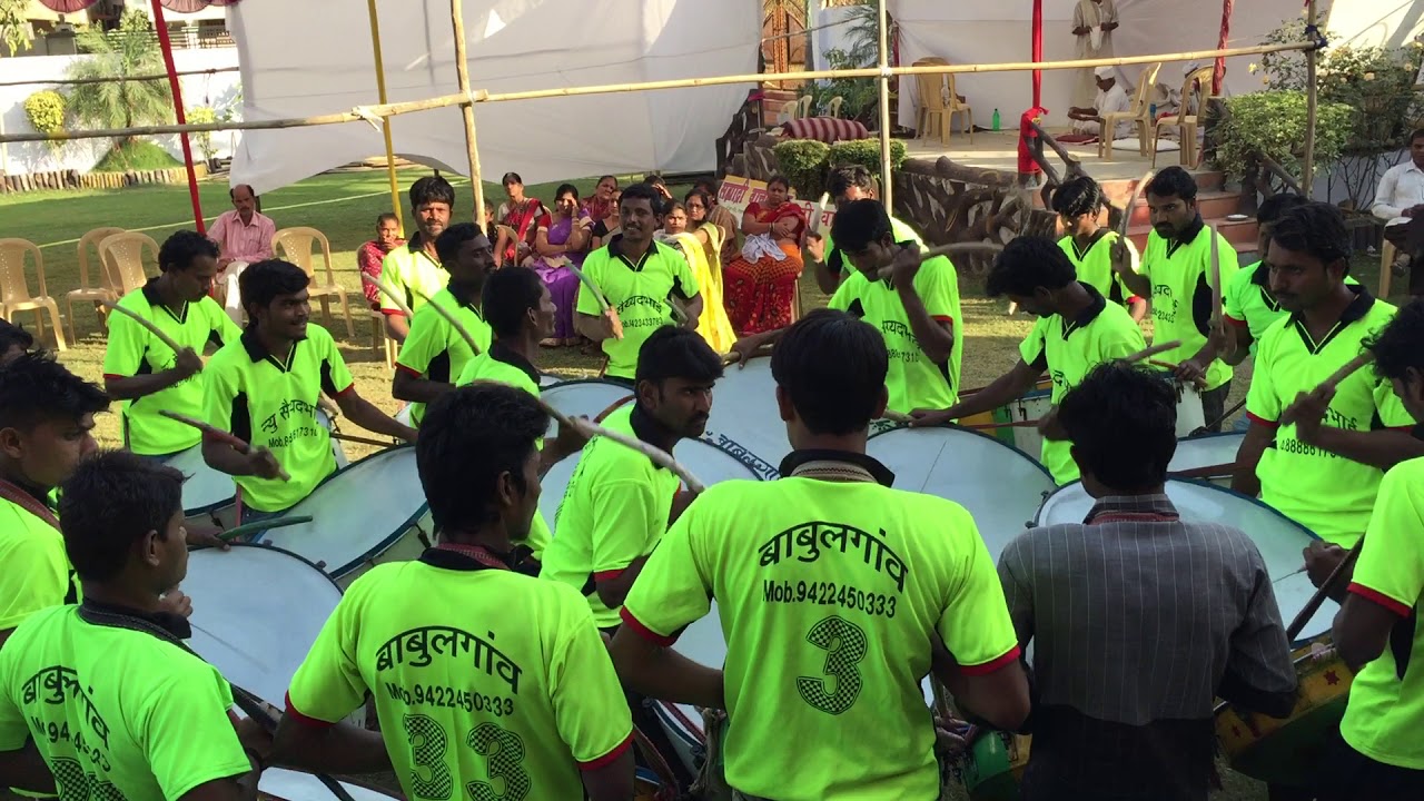 Babulgao playing 35 drums (HD) in Nagpur Beltarodi on Dutta Jayanti