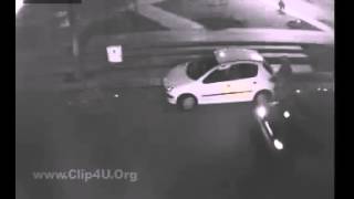 Stealing a 206 peugeot in 30 seconds