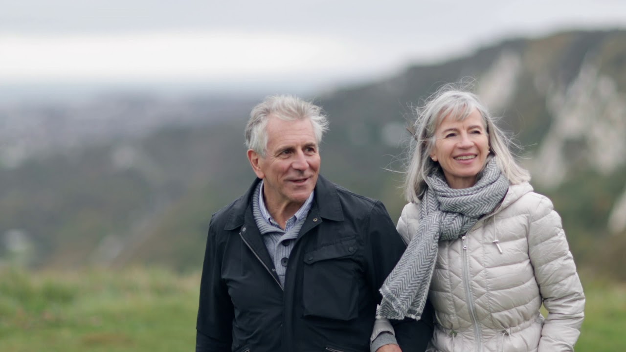 Ellis Nicolson-Relationship Specialist