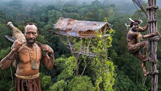 THE INCREDIBLE TRIBE THAT LIVES IN THE TREES – HIGH IN THE RAINFORESTS OF PAPUA