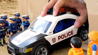 Mobil polisi menyelamatkan mobil dari tangan di dalam gua | Cerita mobil polisi | BIBO dan Mainan