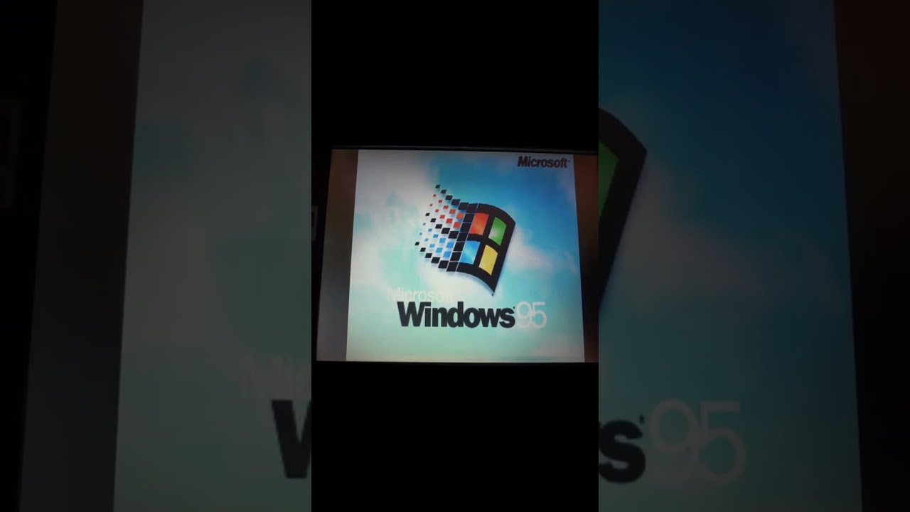 its 1998 and you start windows 95 - YouTube