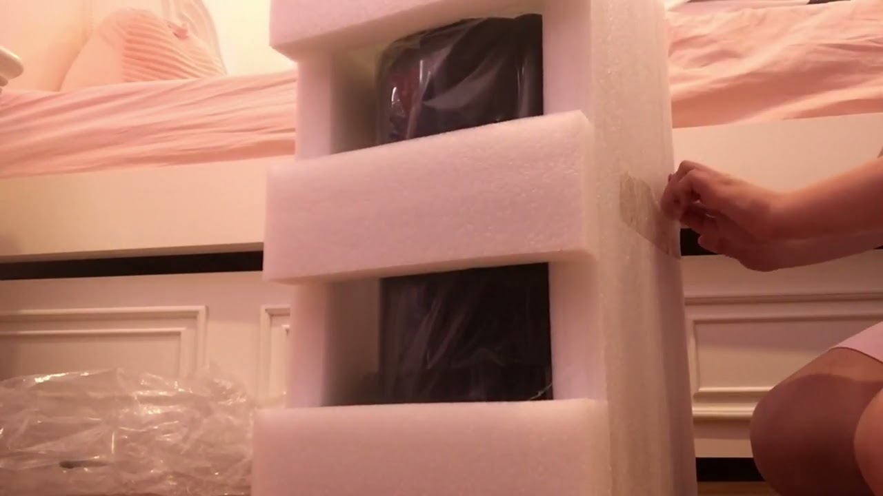 Unboxing the JELLYFISH CYLINDER NANO TANK from Jellyfishart!