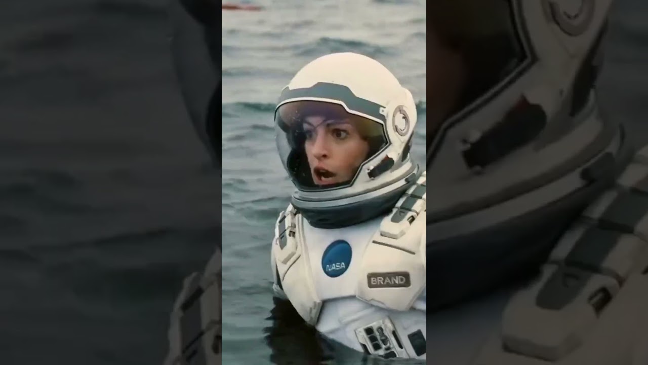 Epic Giant Wave Scene - Interstellar: Adventure and Thrill! 