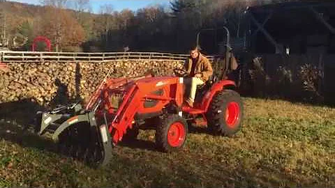 Kioti CK3510 Tractor w/ Loader & 48" Worksaver Root Grapple Setup