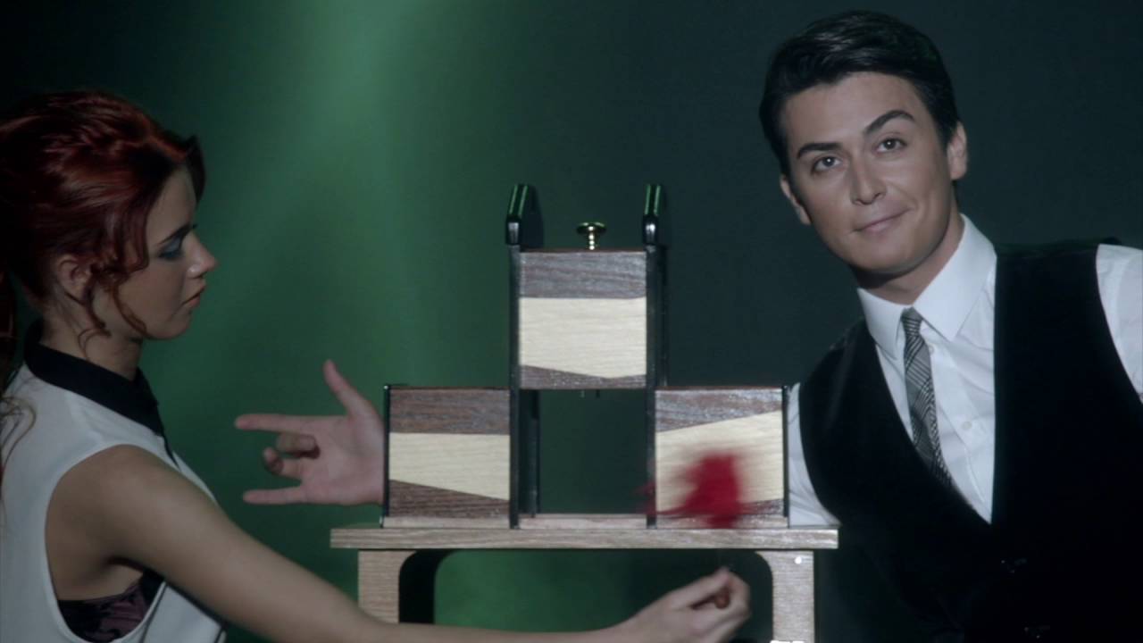 Arm Illusion Youtube