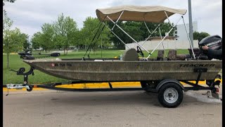 Tracker Grizzly with Bimini Top overview 