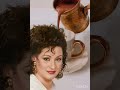 ورده الجزائريه وجودك بيملا عليه الوجود