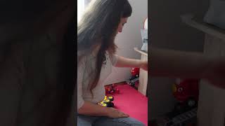 Manje Igračaka, Više Igre