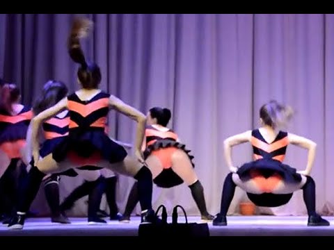 Sensual baile escolar desata polémica en Rusia