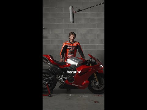 Want to know what makes the #PanigaleV4R a true racing bike?