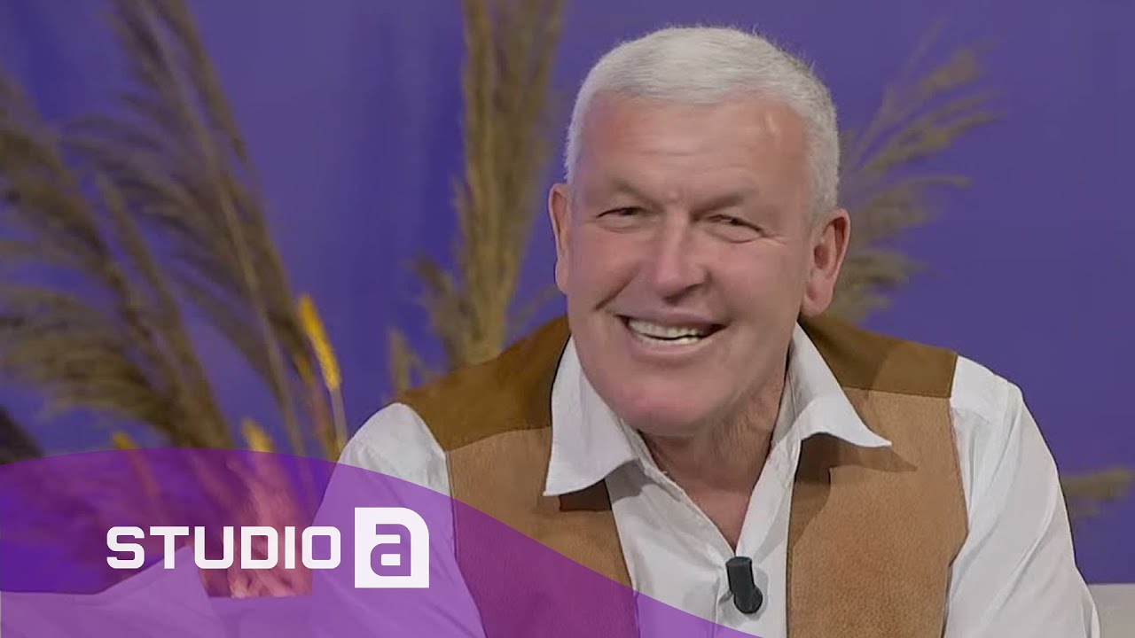 Shaq Rrota e pershendet nusen me këngën 