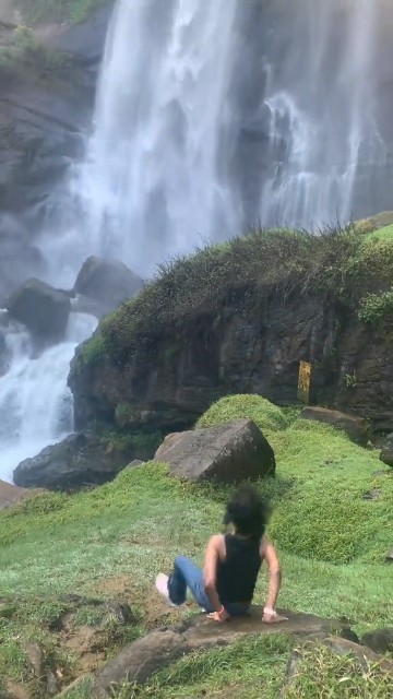 පත බෑ වෙලා පස්ස ඇනුන නේද