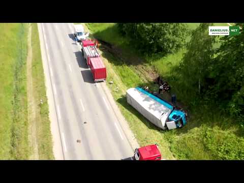 Video: Žmogus Priverčia Sužadėtinę Jį įsimylėti Kiekvieną Dieną Po To, Kai Jai įvyksta Avarija, Kai Ji Patiria Amneziją