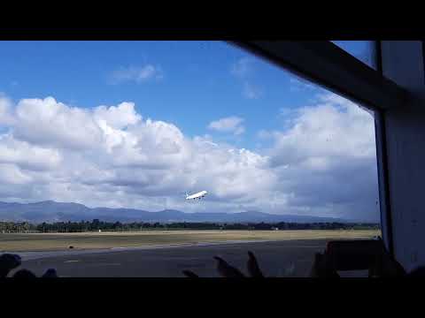 Video: ¿JetBlue sale del aeropuerto MacArthur?