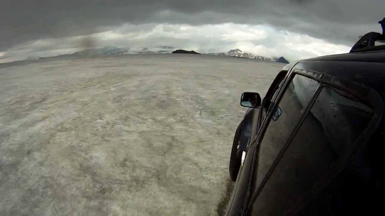Strútur 2012 - +89km/h á sléttunum leið norður Mýrdalsjökul. — Strútur — video poster
