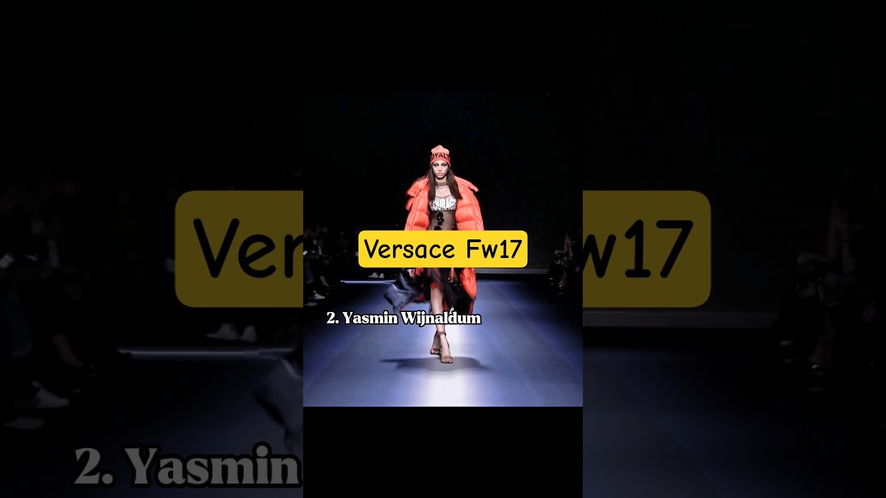 Top supermodels in Versace Fw17 ⚡ 