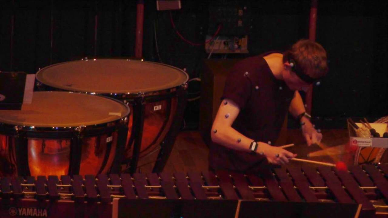 Concert de percussions avec capture de mouvement YouTube