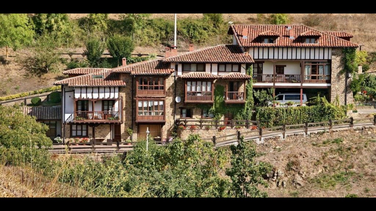 Apartamentos La Cotera - Potes - Spain