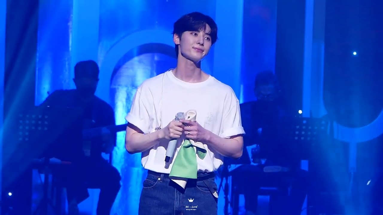 220812 나의여름 Day1- DayBreak (Hwang Min Hyun)