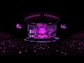 Ariana Grande - 7 rings [Sweetener World Tour] Stage Visual 2.0