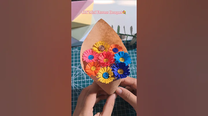 DIY Mini Flowers Bouquet💐|Cute Gift Idea|#diy #craft #shorts #viralvideo #art #gift #papercraft