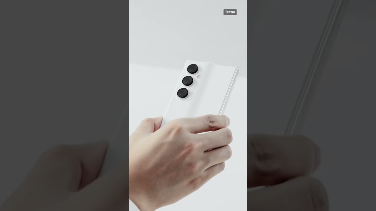 Would You Try This Trifold Concept Phone?