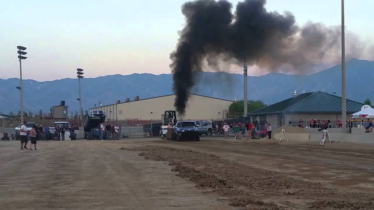 2.6 pull truck. Tooele, Ut. August 2015 YouTube