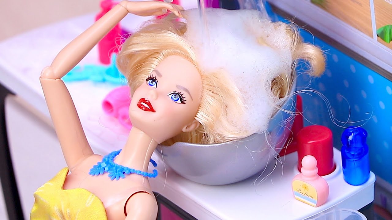 Play Barbie Doll Hair Style Salon Toys! 🎀 - YouTube