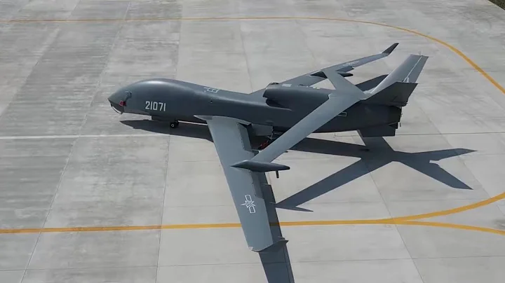 現場畫面曝光！中國空軍新型無人機無偵-7全面投入實戰化訓練！20211111 | 軍迷天下 - 天天要聞