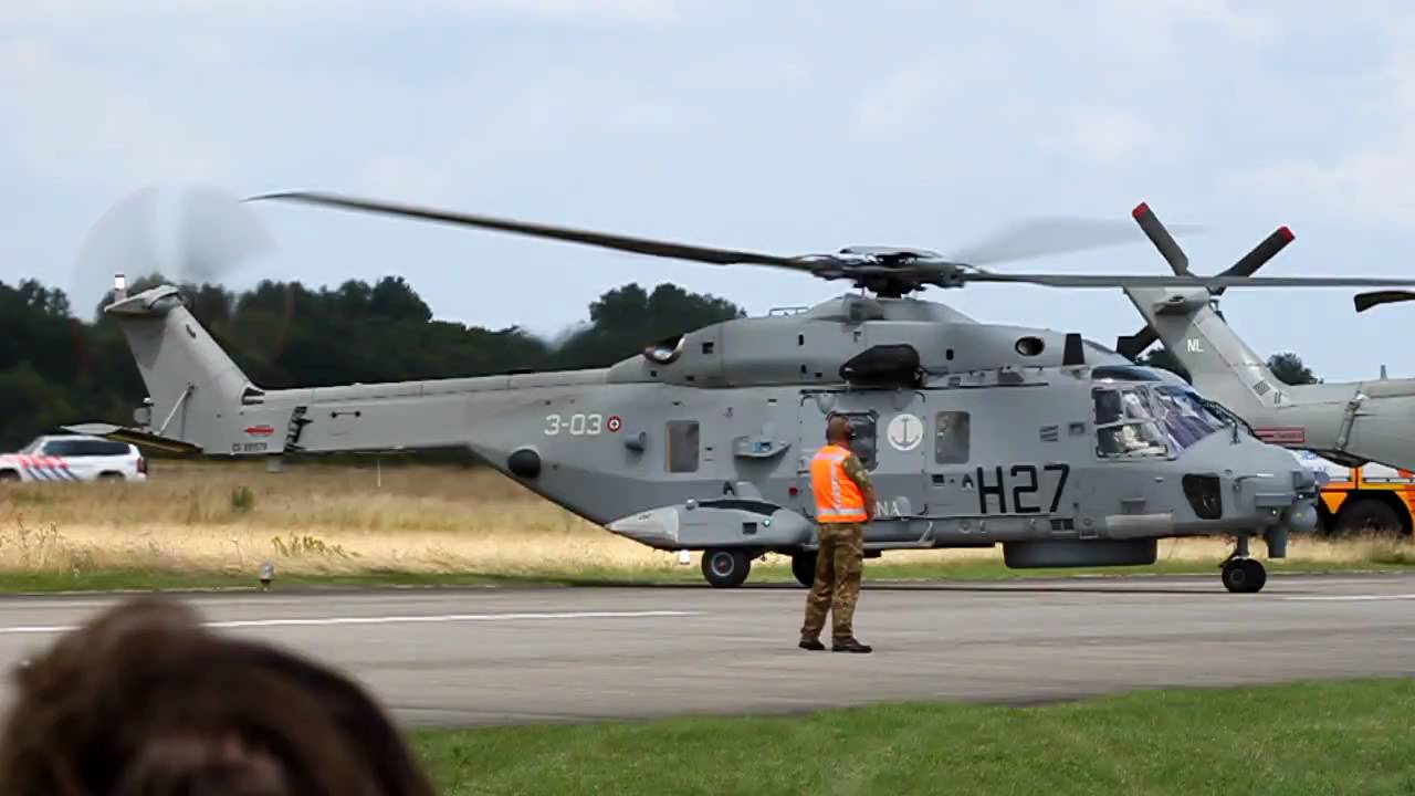 [HD] Italian Navy NH90 lift off - Volkel Air Base - YouTube