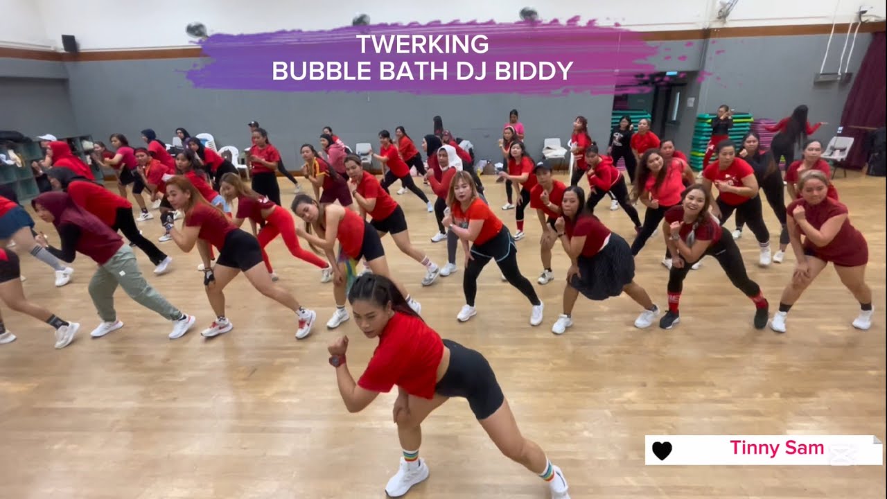 TWERKING BUBBLE BATH DJ BIDDY / ZUMBA / TINNY SAM