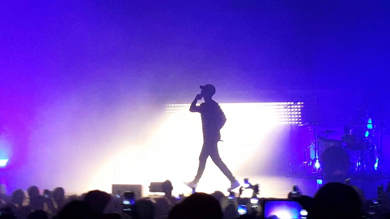 Bryson Tiller performing "Open Interlude"