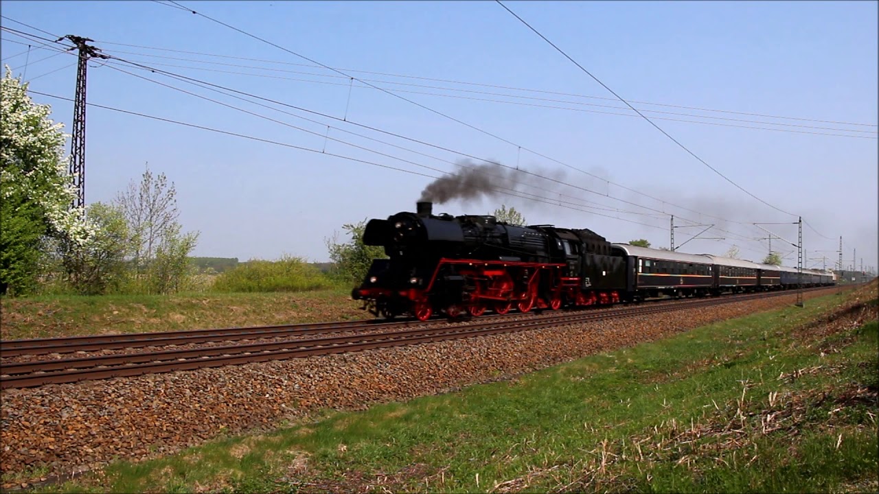 03 1010 und E 10 1239 in Radis