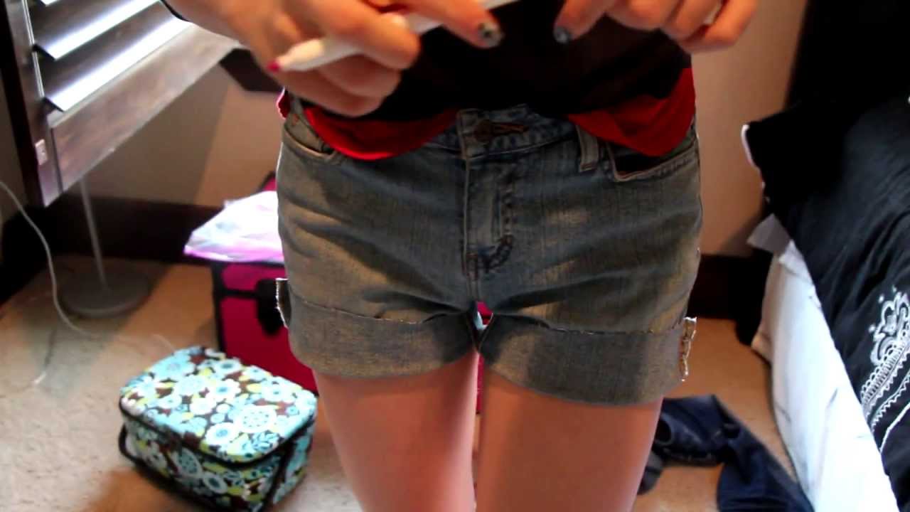 DIY: $10 cutoff shorts!