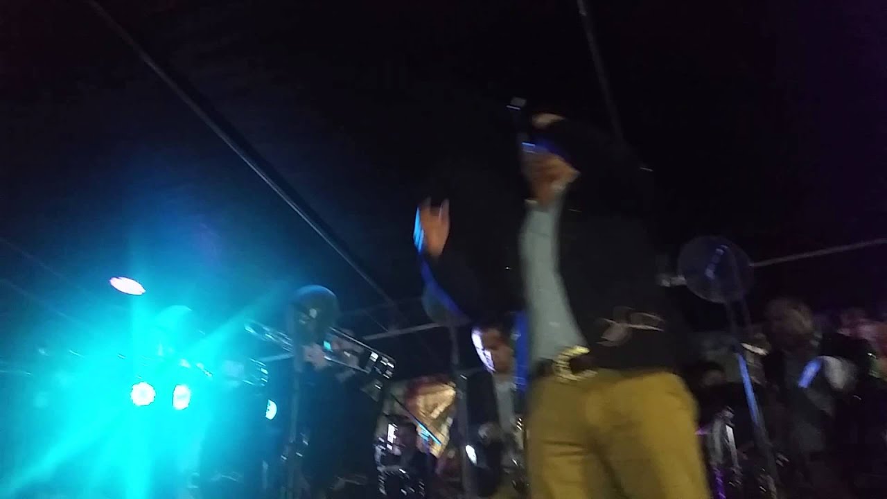 Tómate Esta Botella Conmigo Banda La Auténtica YouTube Tómate Esta Botella Conmigo Banda La Auténtica YouTube