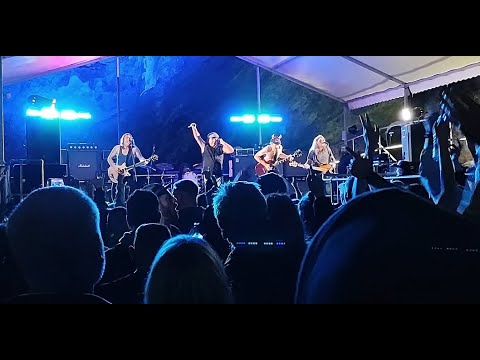 Incredible AC/DC Tribute Act - LiveWire - The AC/DC Show - 2021 Trailer ...