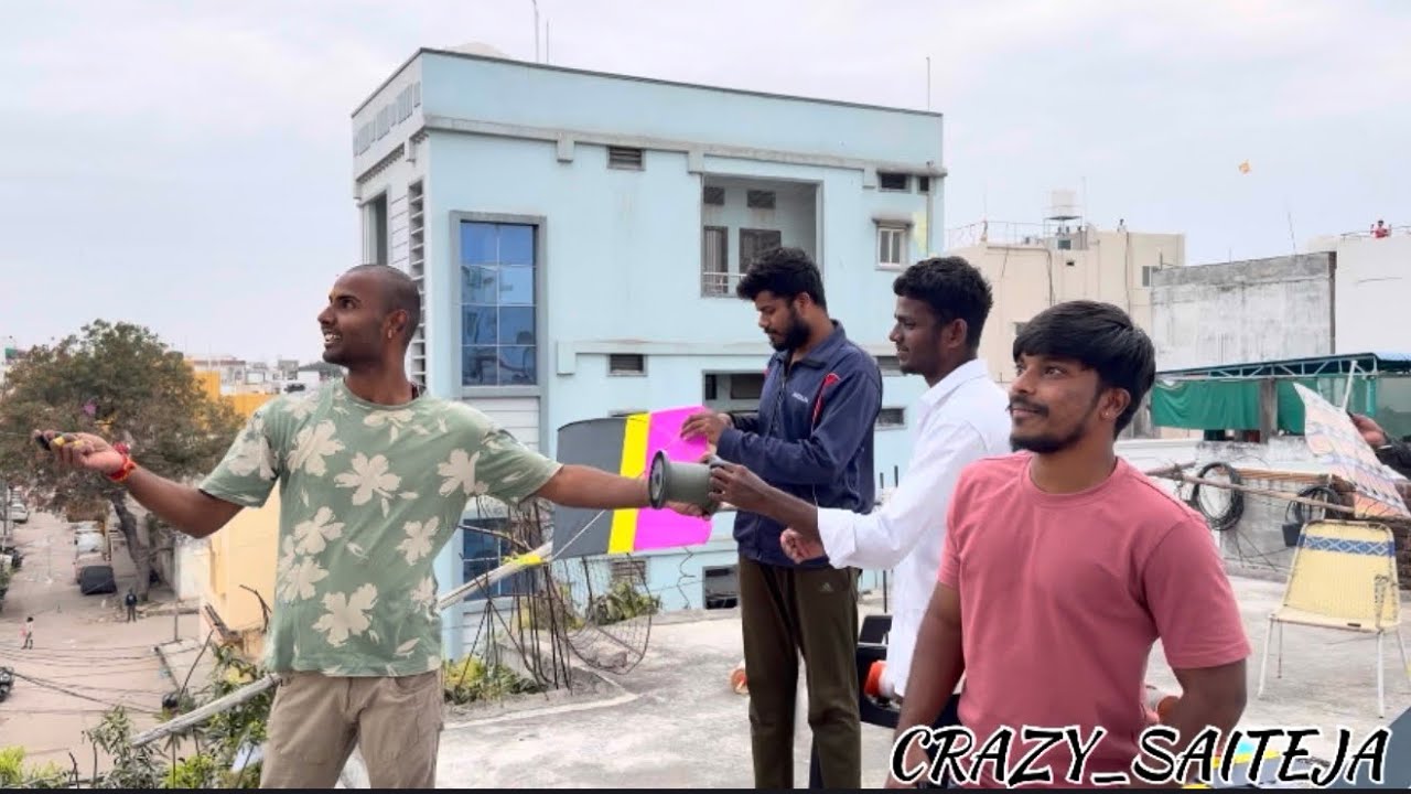 Londpana with friends 🪁🪁🪁🪁       