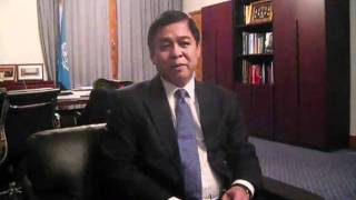 2010_December_Sihasak_Phuangketkeow_Q1.wmv