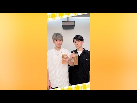 花式交杯喝飲料方法 Fancy drink.【黃氏兄弟】#shorts #shortsTW