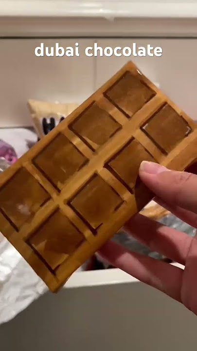 dubai chocolate paper squishy #fypシ゚viral #viralvideo @pinkpalmpuff #pinkpalmpuffhoodie #5klikes