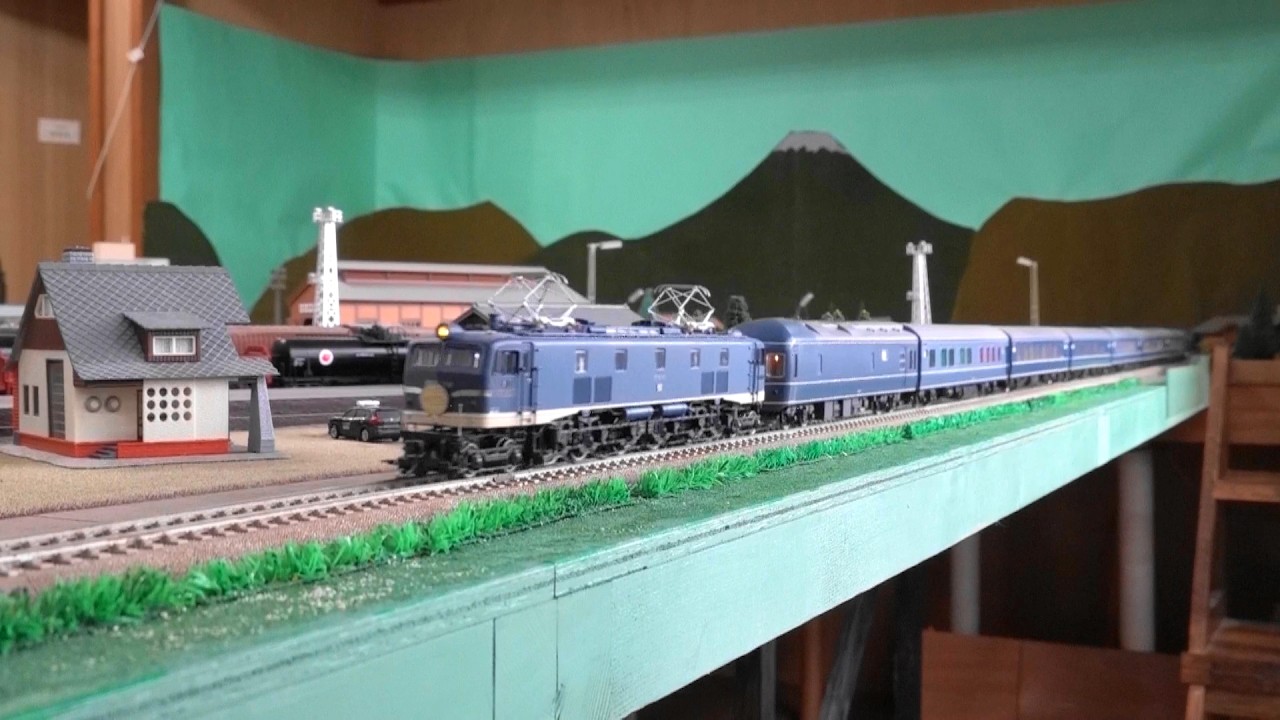 16番(HO)】EF58牽引・寝台特急あさかぜ - YouTube