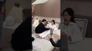 #冬日恋歌情定大饭店 短剧拍摄揭秘 是谁在给老婆擦妊娠油呀 #黄文博 #王小亿