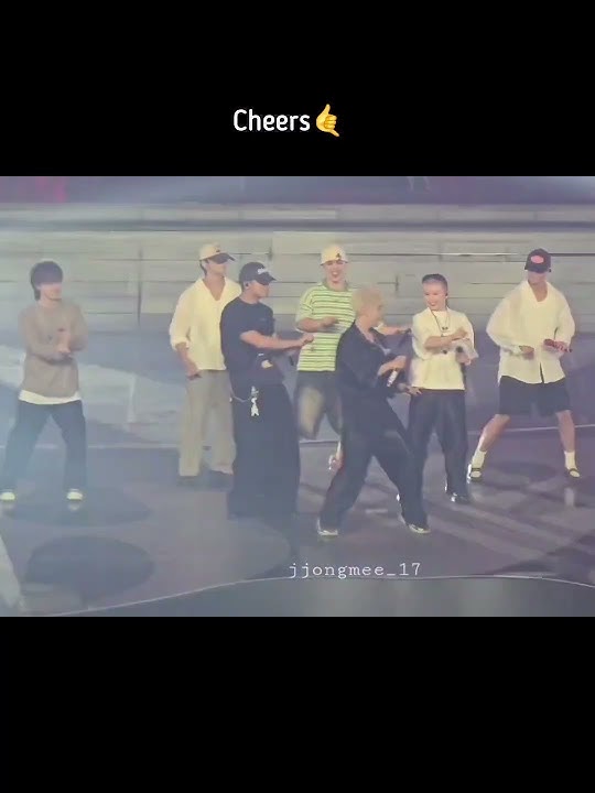 17 sunbaenims are so cooperative 😅🤣#seventeen