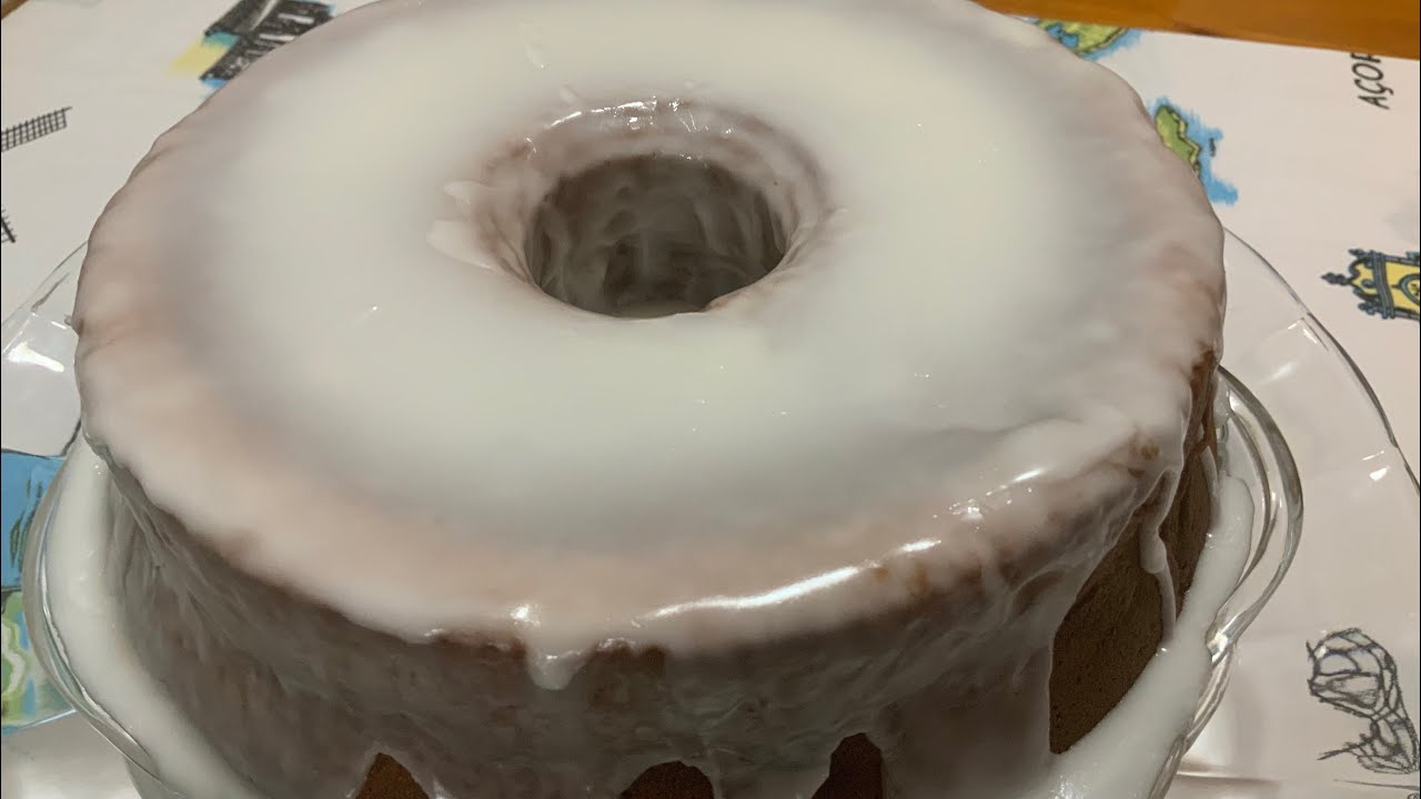 Bolo de Ananás Regado com calda de açúcar confeiteiro e sumo de ananás ...delicia