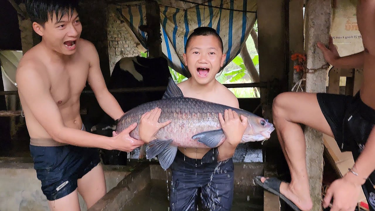 СТОЛКНОВЕНИЕ С ОЗЁРНЫМ МОНСТРОМ 😮😬😳!!! Вкусная еда с братьями TAM MAO ❤️