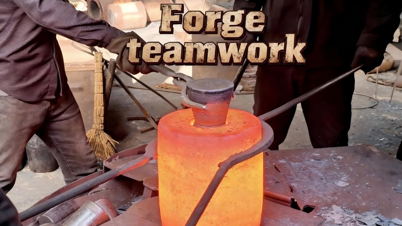 Inside the factory 🔩Anvil and Hammer: The Blacksmith's Tools! #process ...