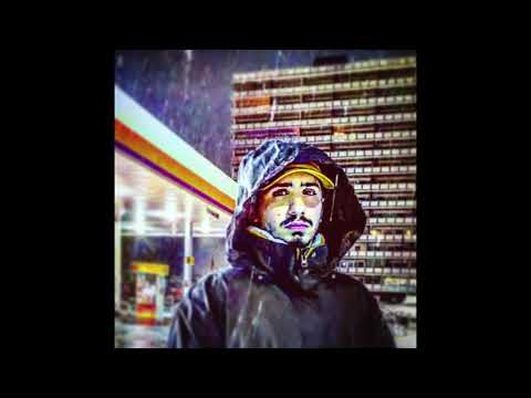 Arab Falcon Snowman صقر العرب رجل ثلجي