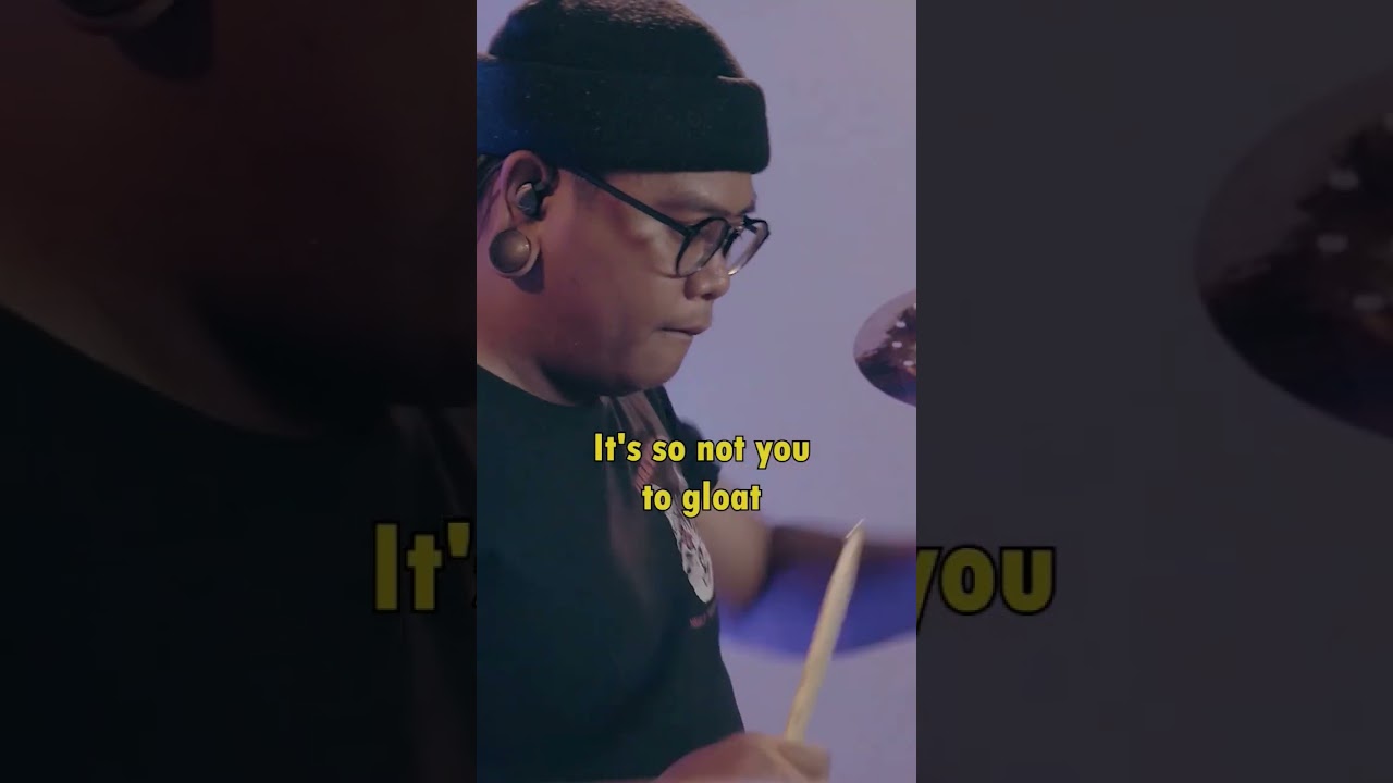 TONIGHT AT 7PM: Amateurish - Indigo (Performance Video) 